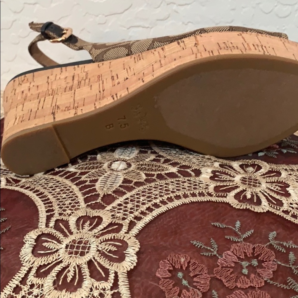 Coach wedges - Picture 2 of 3